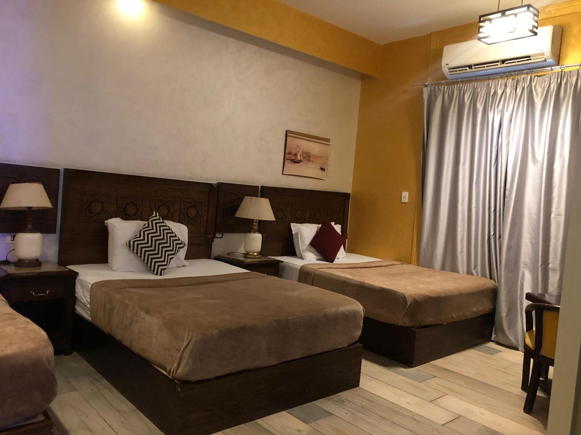 The Location Hotel Le Caire Extérieur photo